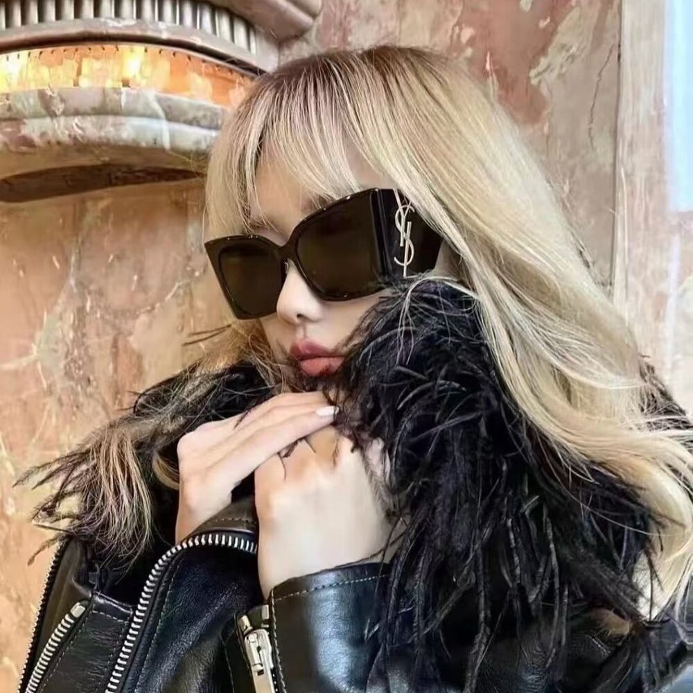 Saint Laurent Sunglasses - Picture 4 of 9